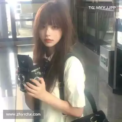 莫青